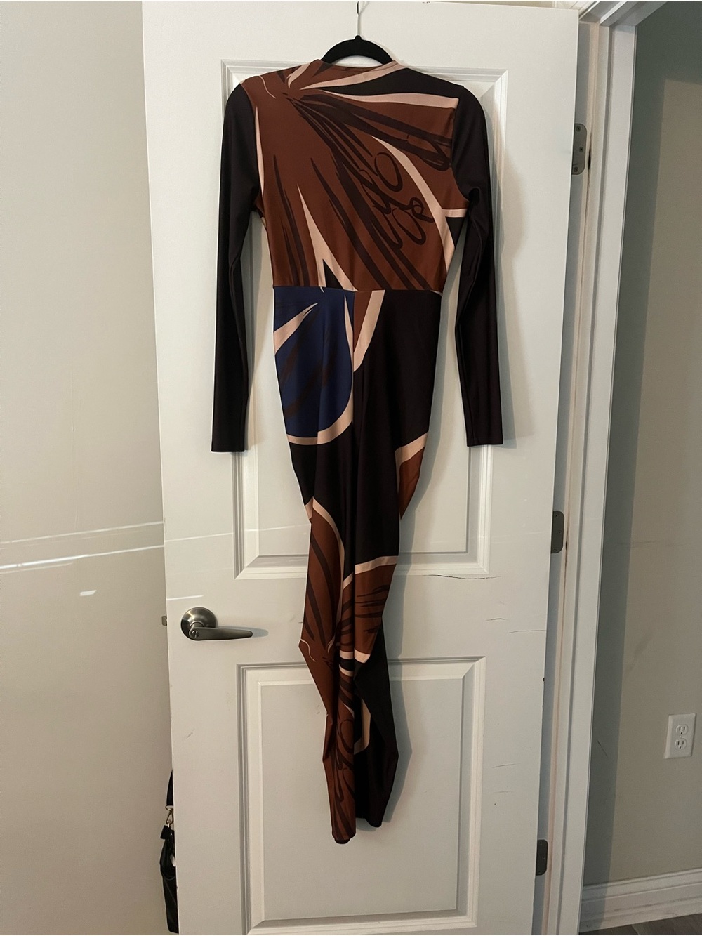 Fashion Nova Long Sleeve Twist Front Bodycon Dress in Brown, Tan, Blue - Picture 2 of 2